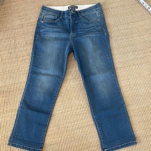 Women’s Democracy Jeans Mid-rise Light Medium Blue Crop Jeans Ab Technology 8